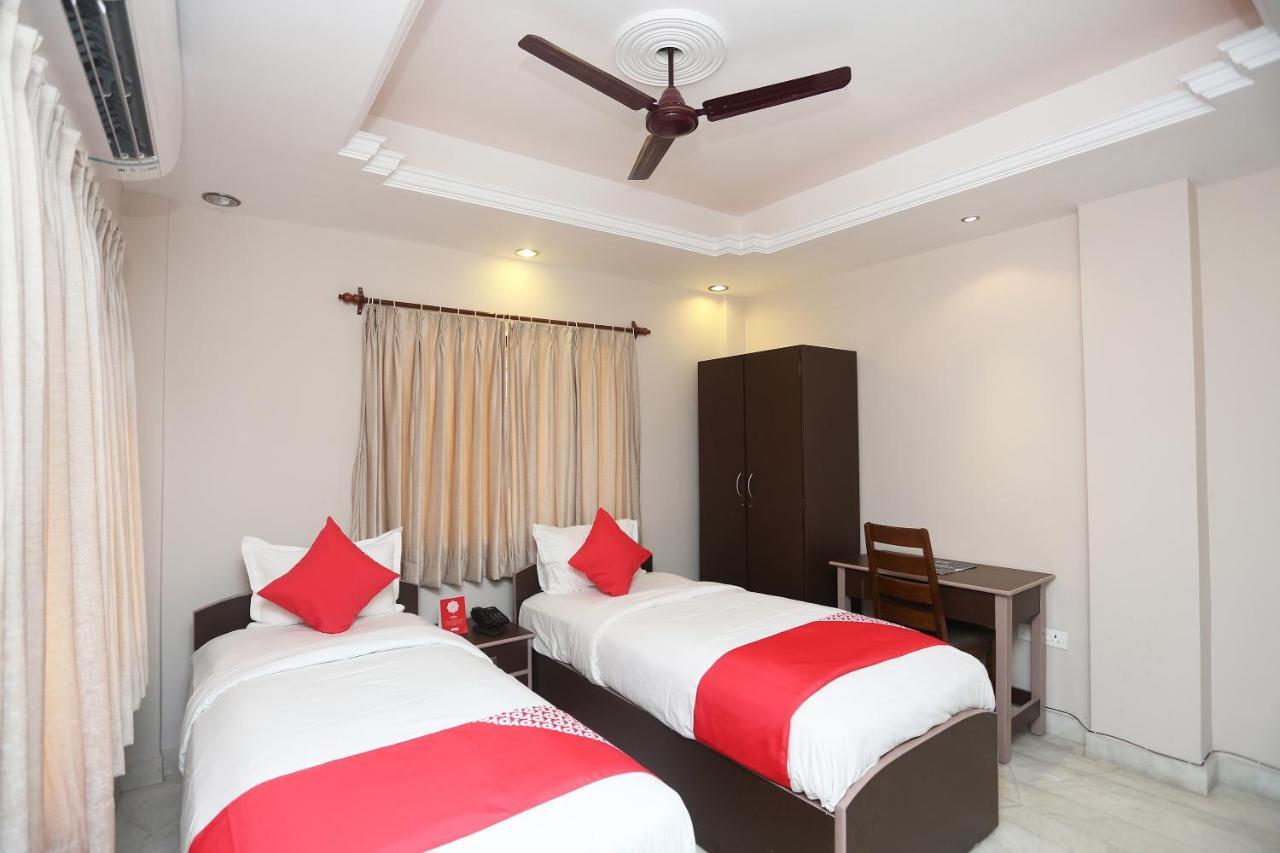 Oyo 19855 B S Guest House Jādabpur Zewnętrze zdjęcie