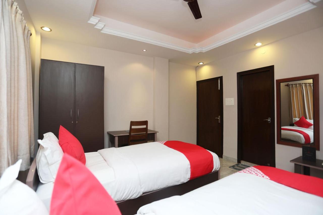 Oyo 19855 B S Guest House Jādabpur Zewnętrze zdjęcie